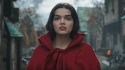 Download Snow White 2025 wallpapers 3